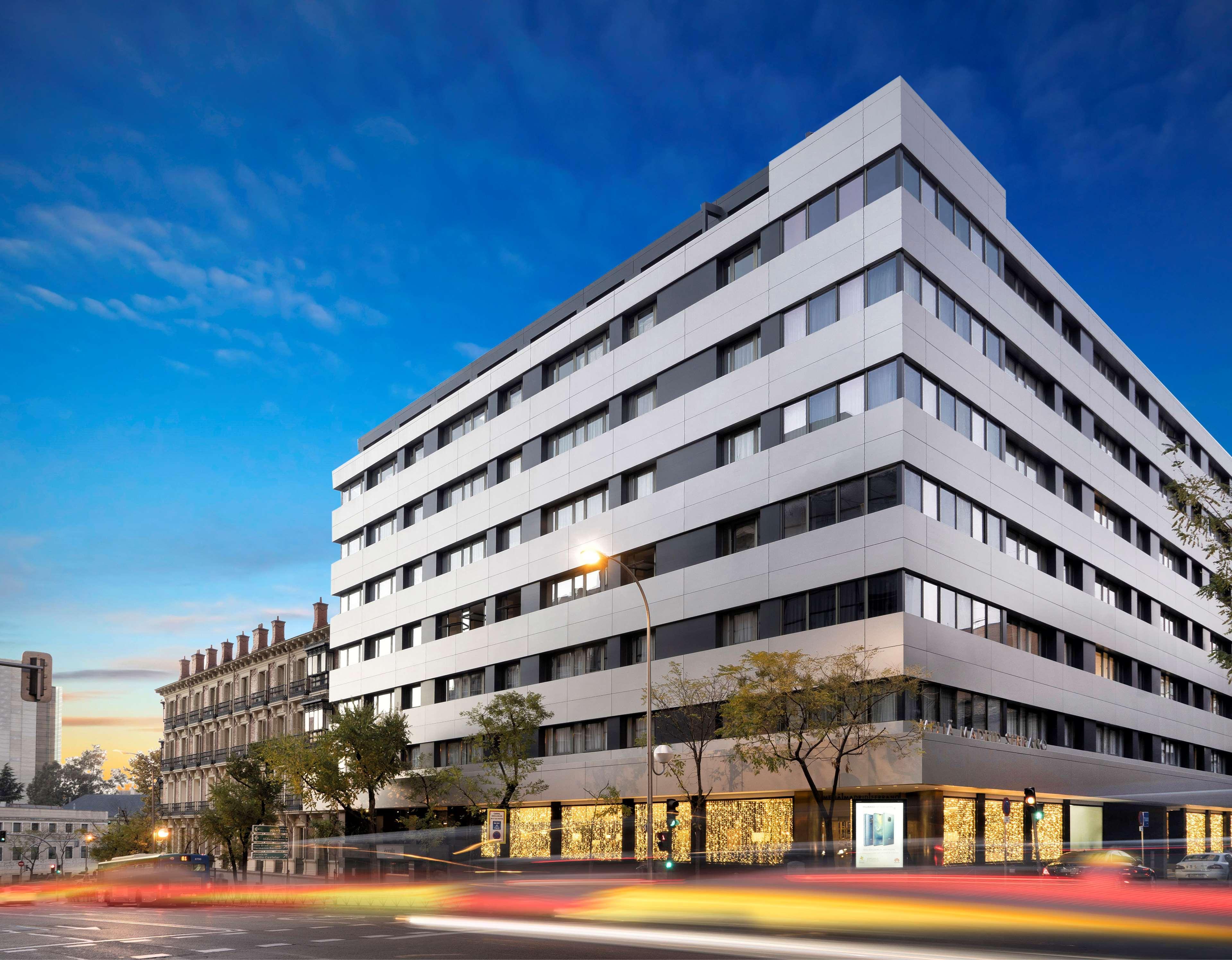 Melia Madrid Serrano Bagian luar foto