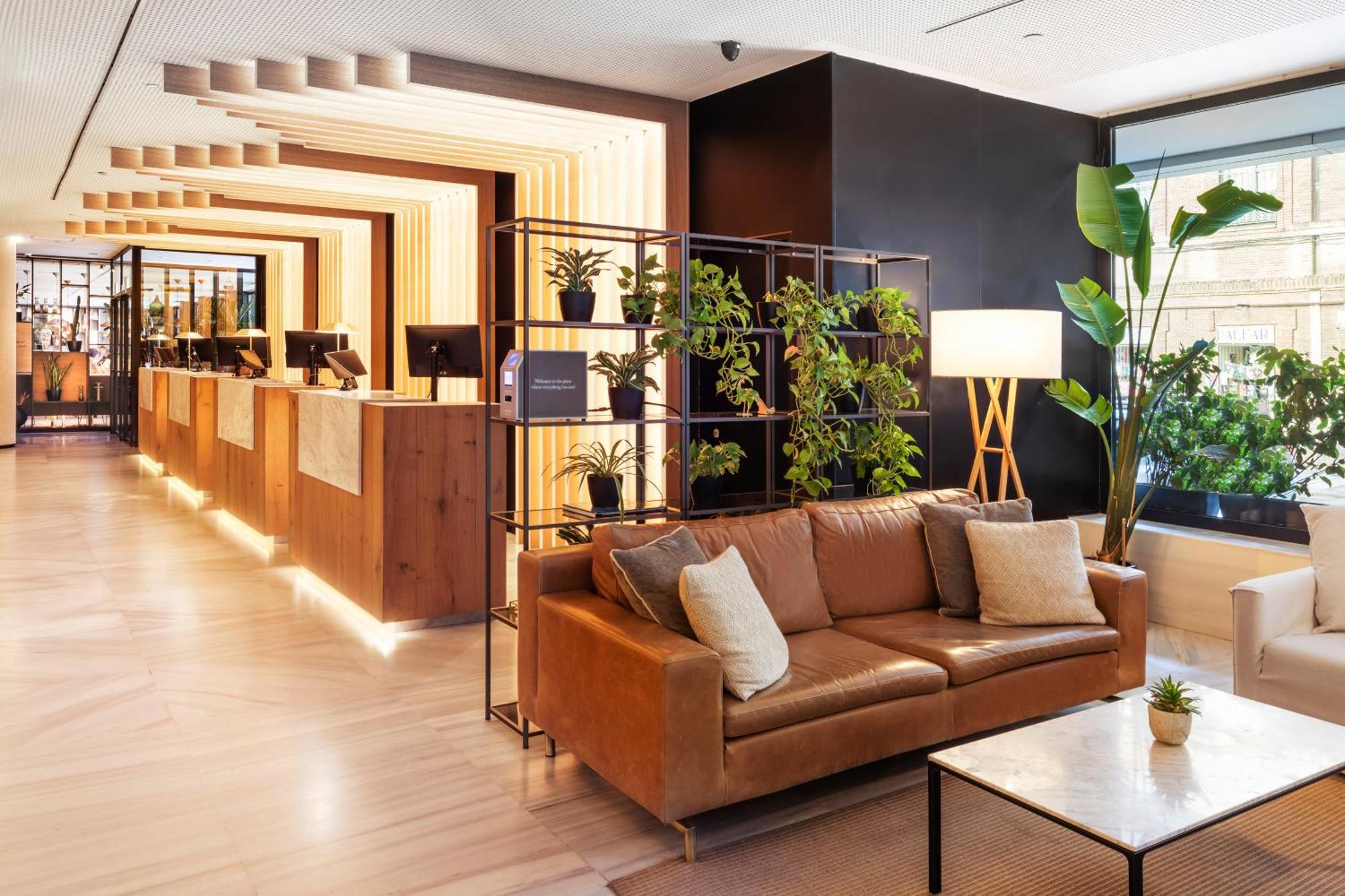 Melia Madrid Serrano Bagian luar foto