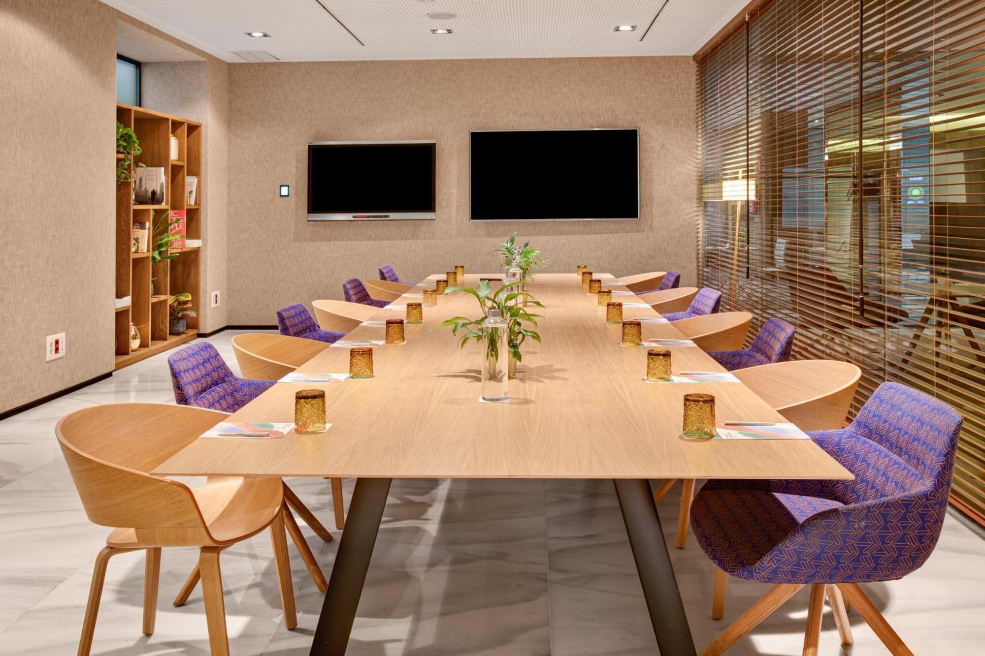 Melia Madrid Serrano Bagian luar foto