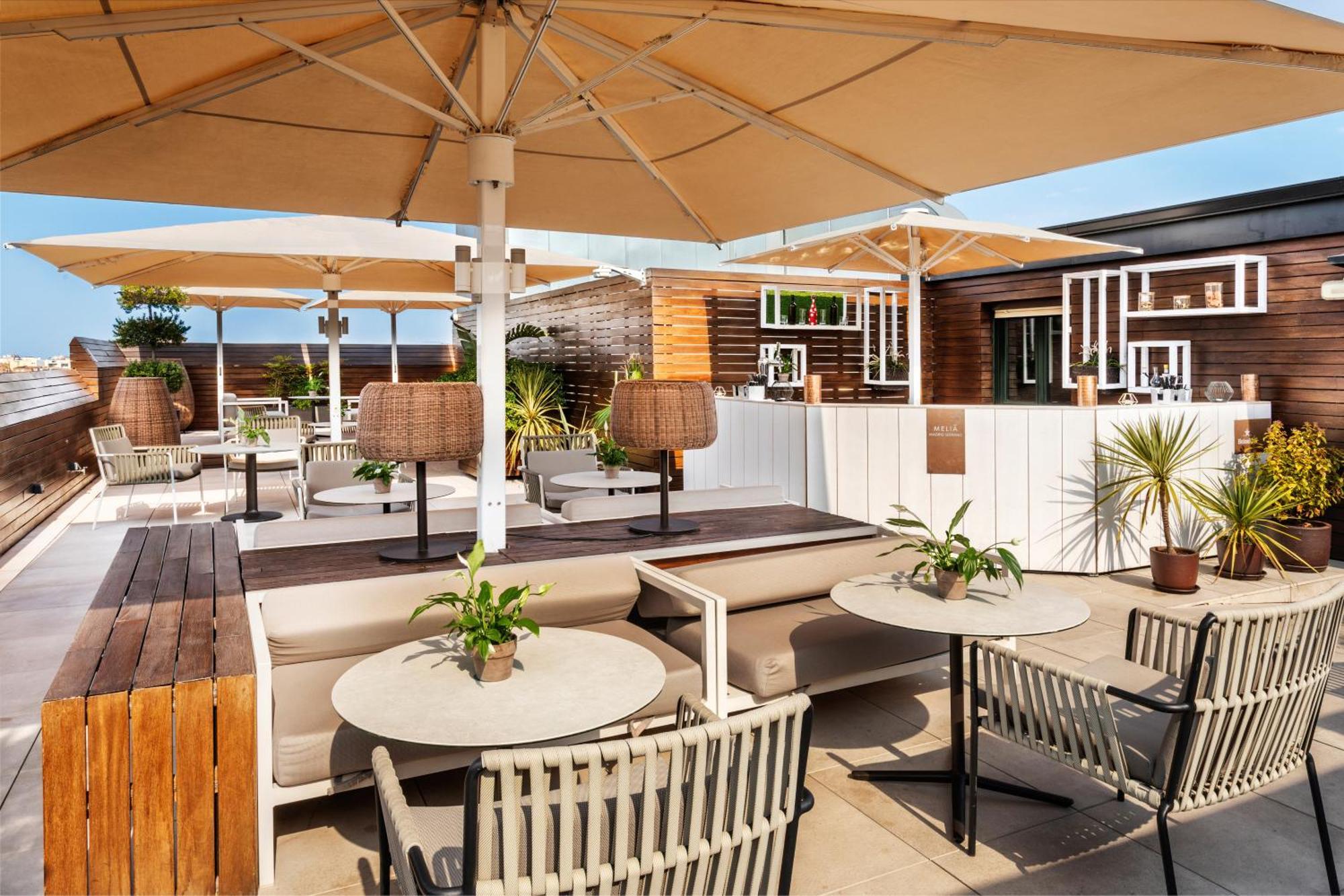 Melia Madrid Serrano Bagian luar foto