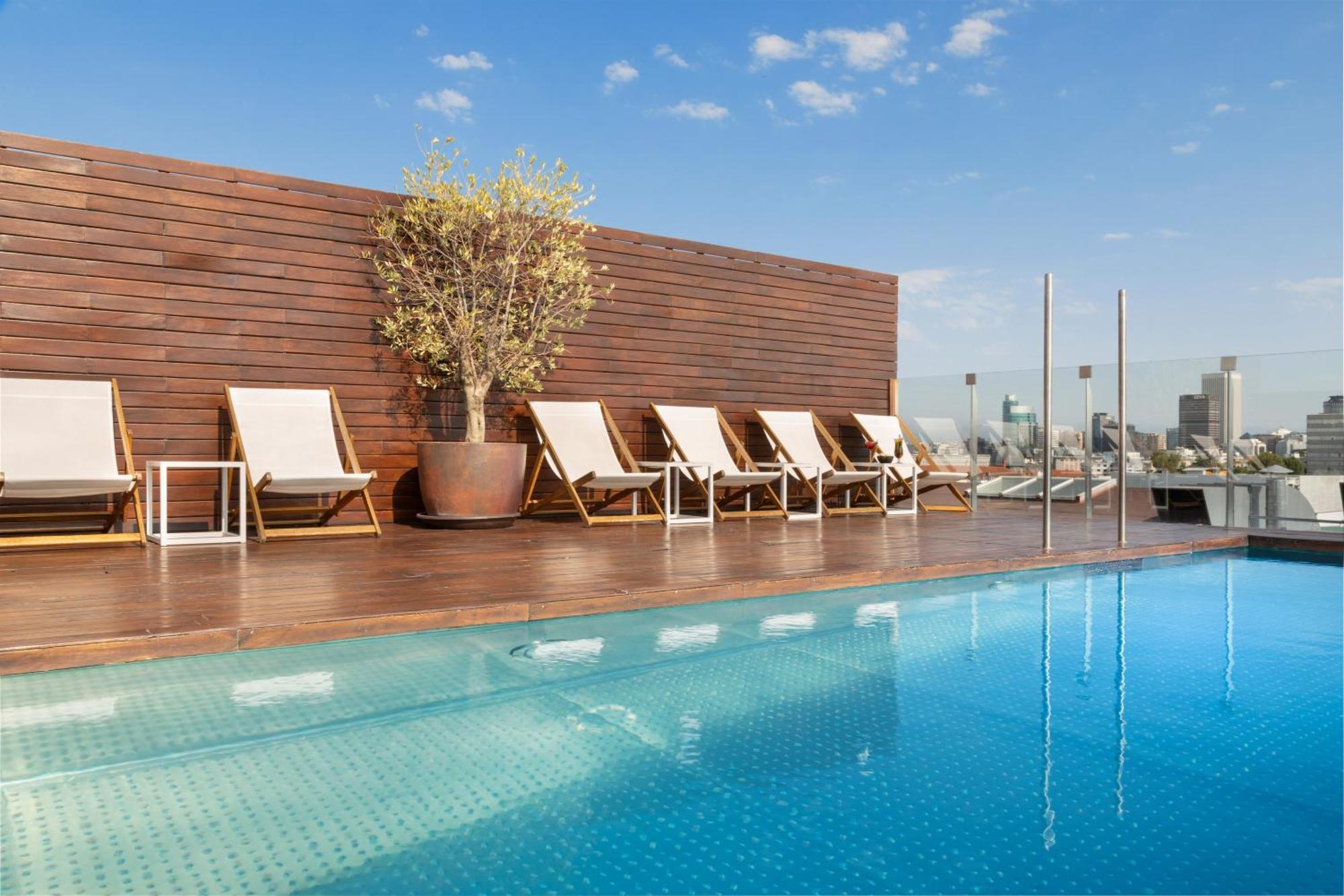 Melia Madrid Serrano Bagian luar foto
