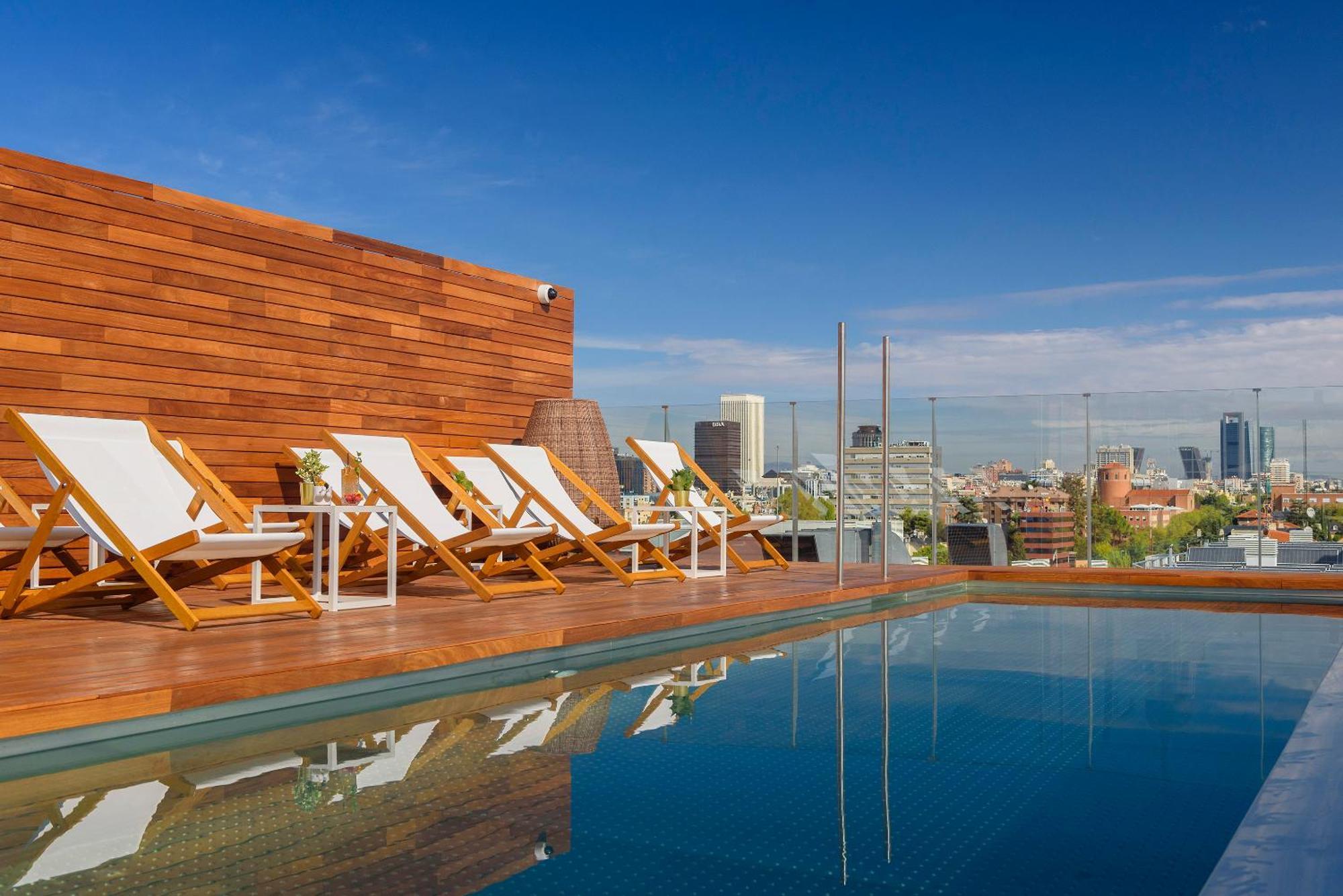 Melia Madrid Serrano Bagian luar foto